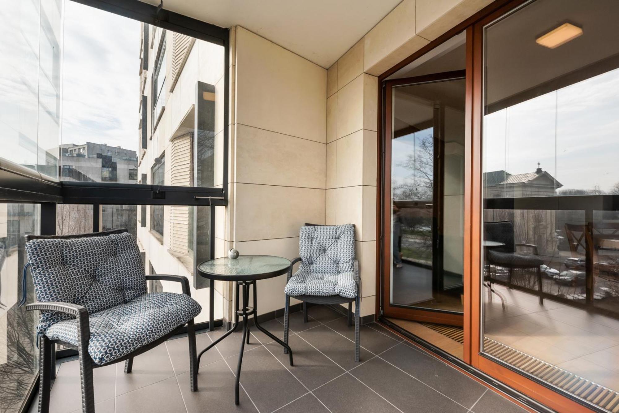 Solec Cristal Home Apartment Варшава Екстериор снимка