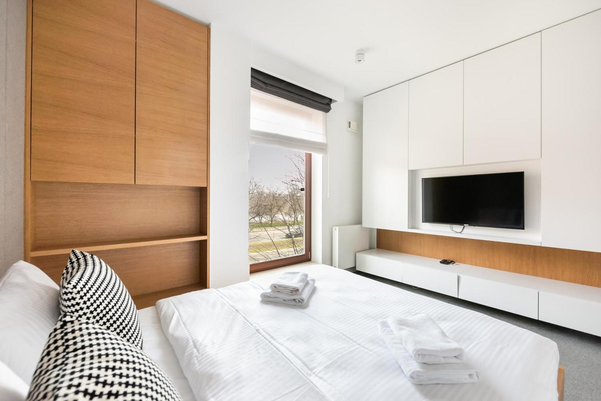 Solec Cristal Home Apartment Варшава Екстериор снимка